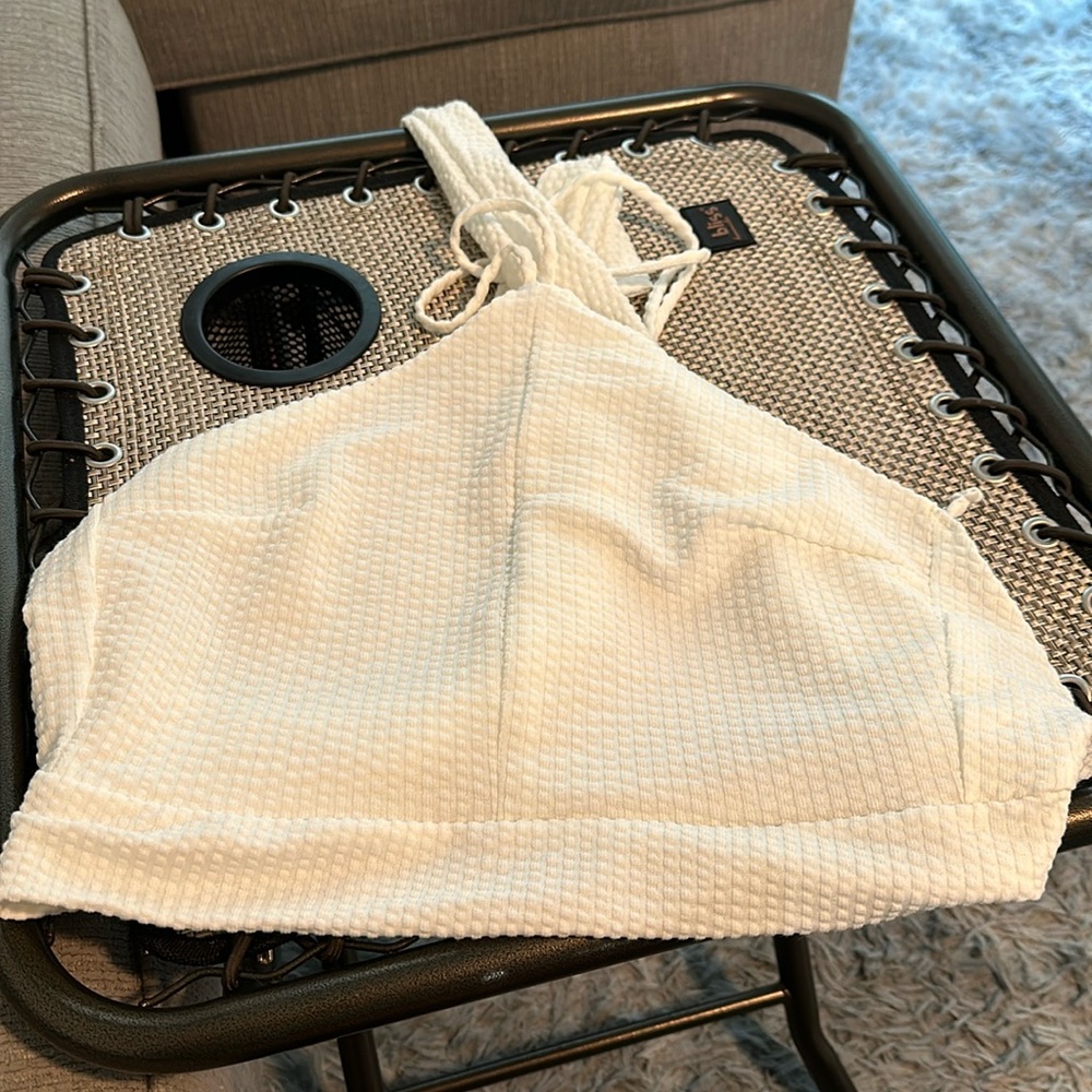 NWT 💫 lulus open back white scarf tank